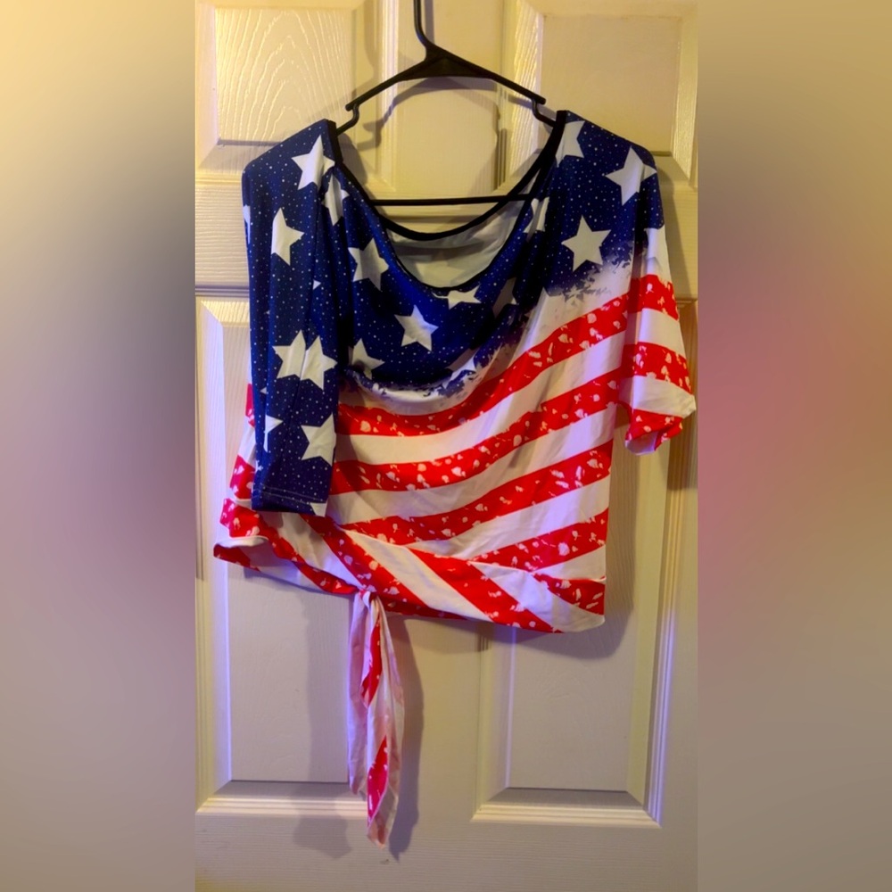 Not branded women’s small patriotic shirt